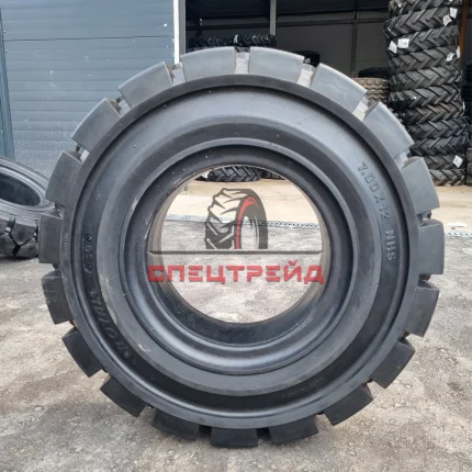 Шина цельнолитая ROYAL 7.00-12