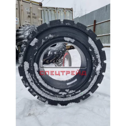 Шины цельнолитые 8.15-15